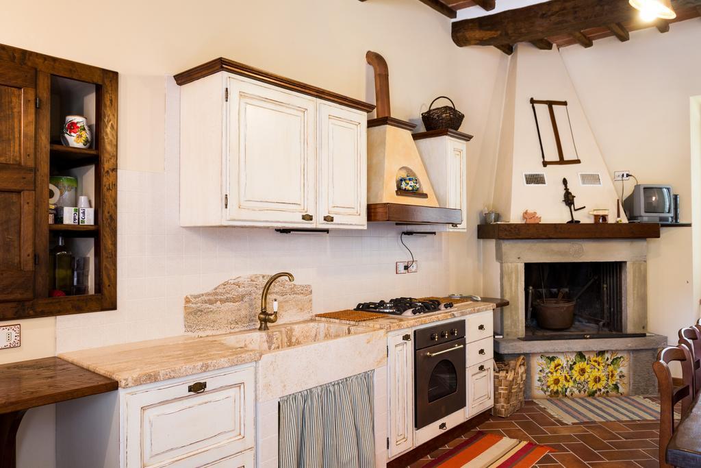 Casale Vacanze Il Granaio Cortona Szoba fotó