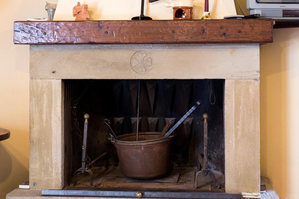 Casale Vacanze Il Granaio Cortona Szoba fotó